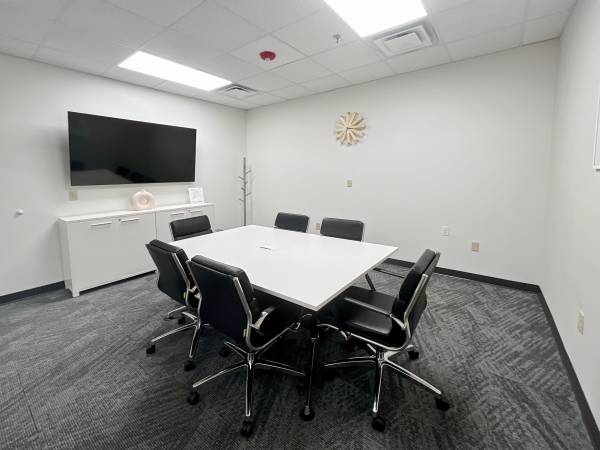Meeting Room for Rent - Hourly or Daily from $19 1