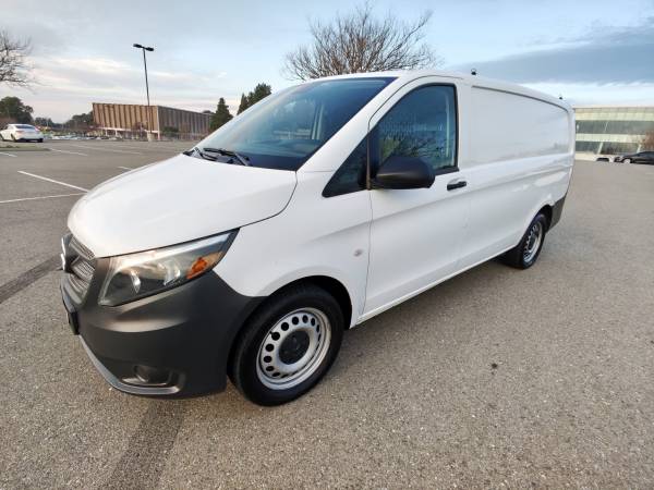 2020 Mercedez-Benz Metris Van 1