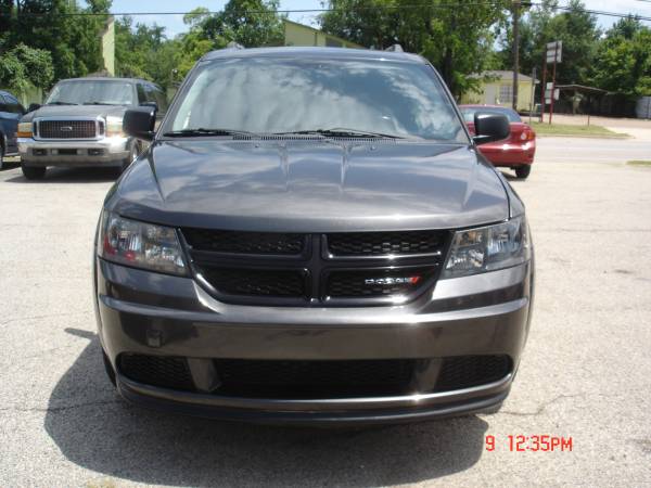 2017 Dodge Journey SE ** Con 109,690 millas y asientos en tercera fila!!** - $8,500 (CONROE)63622465687299122