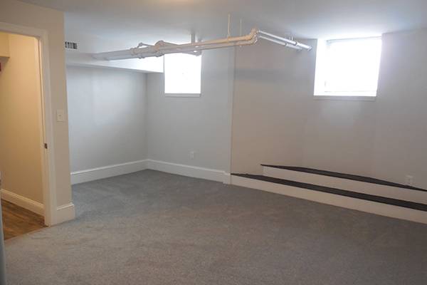 $2,550 / 2br - Large Two Bed in Downtown Salem63699333581571122