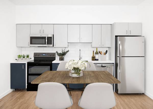 $1,792 / 2br - 898ft2 - 🎃 Spooky Good Deal: 8 Weeks Free Rent This Fall! (Gresham)63820824758145120
