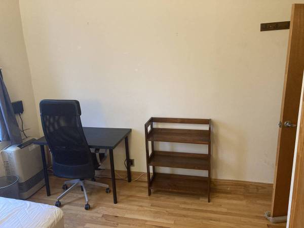 $1,300 / 1hab - 120ft2 - Habitación amplia amueblada disponible SOLO PARA OCTUBRE (Bushwick, Brooklyn)63765507790849124