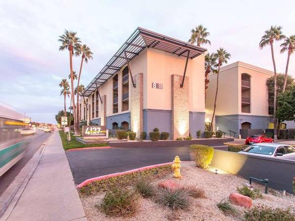 $1,199 / 1br - 652ft2 - Your New Oasis! Must See Upgrades - W/D, Stainless, Granite Tour Today64024999194881123