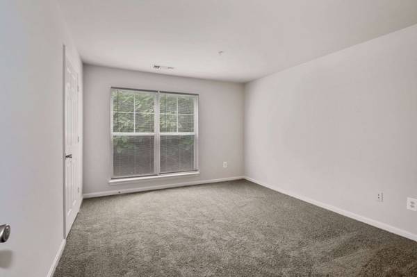 $1,705 / 1br - Sundeck, Controlled Access/Gated, Air Conditioner (201 Owings Gate Court, Owings Mills, MD)63694891335169121