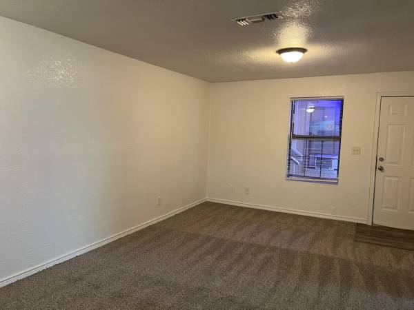 $1,150 / 2br - 2 Bedroom 1 Bathroom apartment (West Tawakoni)63656583584131121