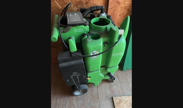 Kaivac 36V No-Touch Cleaning System - Restroom / Floor Cleaning Machine - 2 avai 1