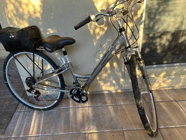 Woman's LL Bean Cruiser Bike 1