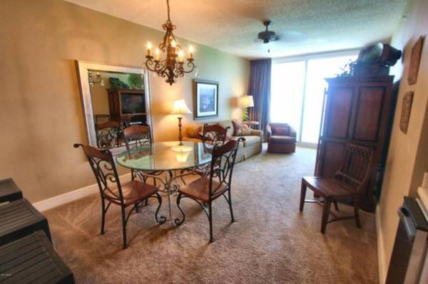 $80 / 2br - 1180ft2 - Beautiful beachfront condo in Panama City Beach, FL seeking snowbirds! (Panama City Beach)63813013057667121