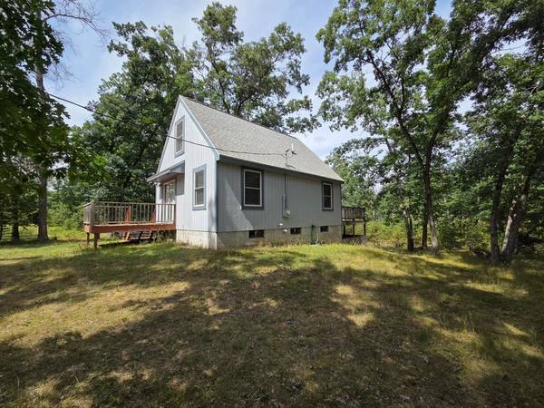 $229,900 / 2br - Hunting Camp - Your Home Away from Home on 10 Acres! MLS#25043811 (Baldwin)64037723125762121