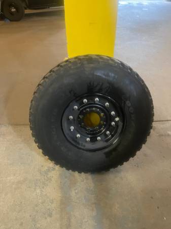 Humvee wheel and tire 1