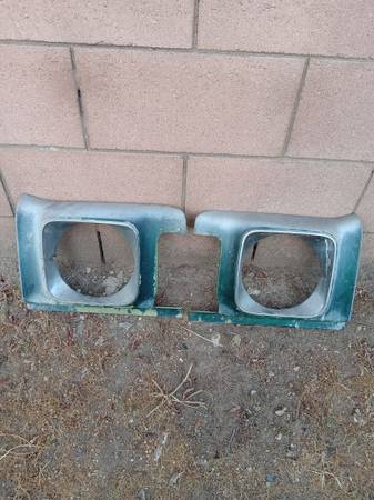 1972 Chevrolet Monte Carlo Head Light Extension With Bezels 1