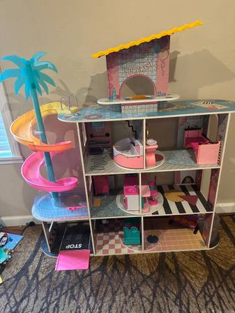 lol surprise house 1