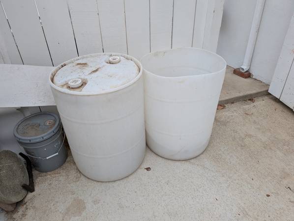 Water Storage Barrel 30" Tall & 23" Diameter 1