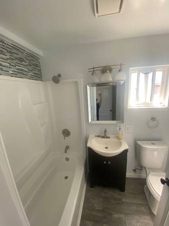 $3,100 / 2br - El Cajon House for Rent (El Cajon)63819155688963121
