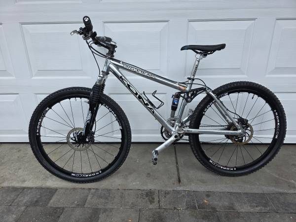 Kona King Kikapu 18