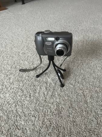 Zoom Digital Camera 1