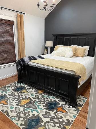 $1800.00 / 3br - 1800ft2 - 3 Bed 3 Bath (Short-term and furnished options)64018451050497124