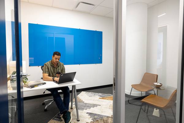 $149 COWORKING SPACE - Available NOW in Pittsburgh! (Pittsburgh, PA)64013532867969122