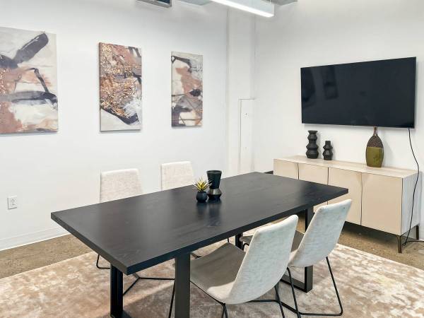 Declutter Your Work Life! Flexible Offices for Spring 1