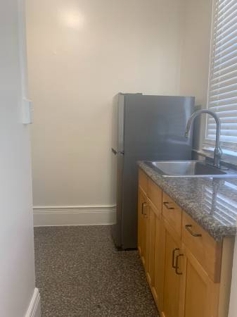 $1,695 Bright Studio in Historic Building | Next to UC Hastings & UN Plaza (downtown / civic / van ness)63873332195459123