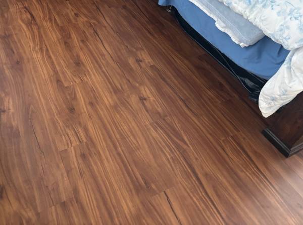 Vinyl plank flooring - 78 sq ft 1