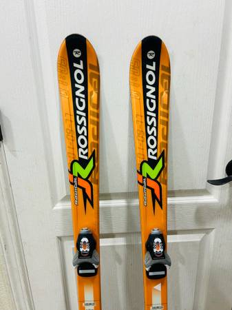 ROSSIGNOL SKIS WITH BINDINGS 130cm - sporting goods - by owner