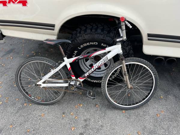 Red Line Flight 24 BMX Bike 1