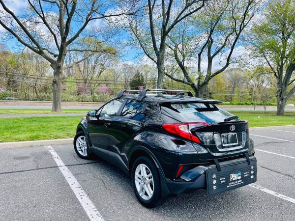 toyota  chr - $17,000 (brooklyn)63618039076995123