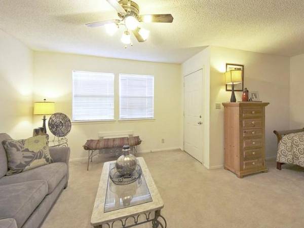 $710 / 1br - 650ft2 - Guaranteed Maintenance Service, Private Balconies/Patios (Midtown)63806193390593124