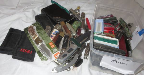 Large Jack Knife Collection70+ 1
