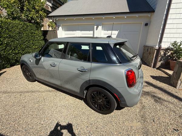 2020 Mini Cooper S 4 Door Hatchback - $22,900 (Yountville)63438634445441123