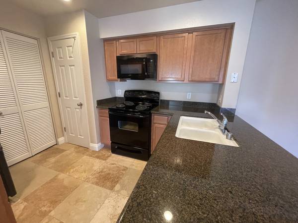 $2,255 / 2br - 1106ft2 - Want An Extra $500.00 for the Holidays? Ask Us How! (Folsom)64043668785409121