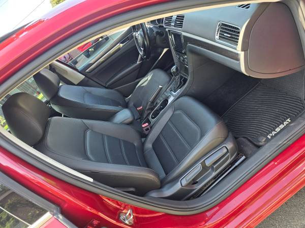 2019 VW PASSAT SE  - 59,000 millas ,  4 CILINDROS , NAVEGACIÓN GPS - $8,900 (Los angeles)63615959520129123