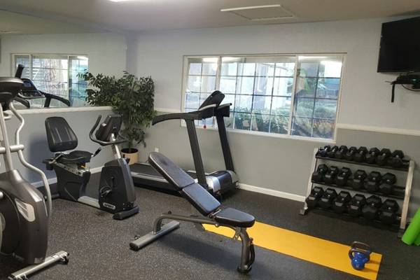 $2,099 / 1br - 726ft2 - 1/bd, Tennis Court, Laundry Facility On-SiteLaundry Facility On-Site (2100 S. Lark Ellen Ave, West Covina, CA)63869888551939122