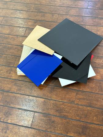 Many acrylic Plexiglass sheets 1
