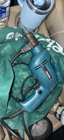 Makita electric drill 1