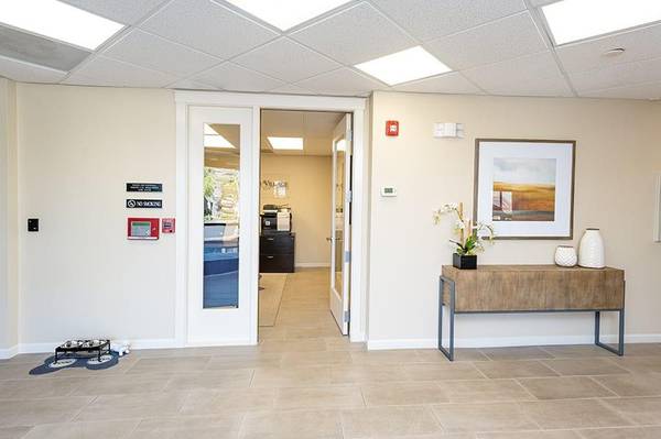 $3,425 / 2br - 1546ft2 - Extra Windows for Abundance of Natural Light (napa county)63834323648513122