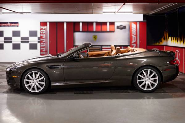 2006 Aston Martin DB9 Volante de 6 velocidades - $60,500 (Washington)63616499959809121