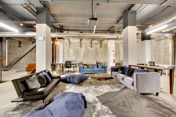 Shared Room In Amazing Location - Everything Included! 1