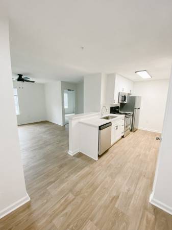 $934 / 1br - 570ft2 - The Emerson - The Waldo (Bowling Green)63897515448067120