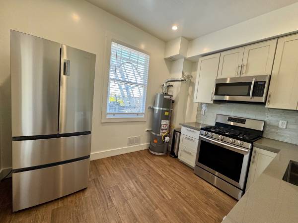 $2,500 / 320ft2 - Renovated studio in Noe Valley, in-unit laundry (noe valley)63879903028865121