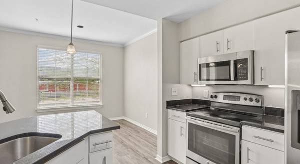 6 WEEKS FREE + $0 App/Admin Fee! 1