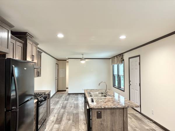 $79,500 / 2br - 907ft2 - En venta: 389 Tulip Ln E, Altoona, WI, 54720 (Eau Claire)63845962282753124