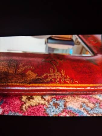 Neiman Marcus Asian Motif Mirror - $75 (East Peoria)62977648371075122