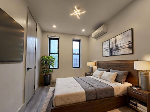 $3,800 / 2br - 2BR/2BA, in-unit Washer-dryer Greenwood Heights Park Slope Sunset (Greenwood Heights)63788808087427124