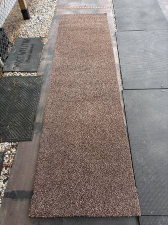 10’x32” runner rug 1