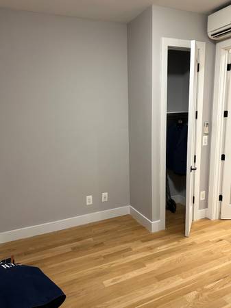 $1,910 / 2br - Room available in 2BR on Bushwick/Ridgewood border - $1900 - L/M at My (Bushwick)63854194023041123