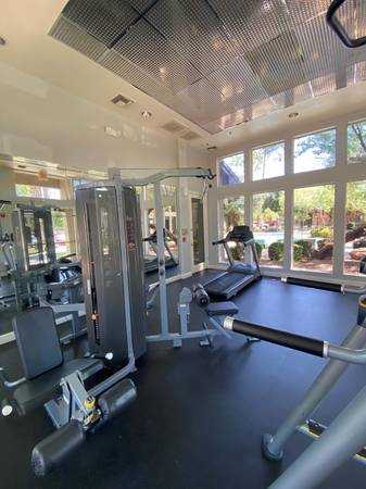 $1,199 / 1br - 779ft2 - Pet Friendly, Microwave, Detached Garages Available (Avondale)64024999110401122
