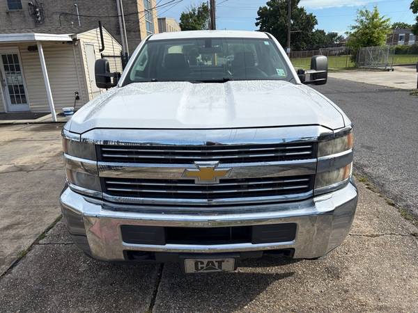 2015 Chevrolet Silverado 2500HD Camión de trabajo, Cabina Doble, Caja Larga, 2WD - $14.995 (Metairie, LA)63439081288321122