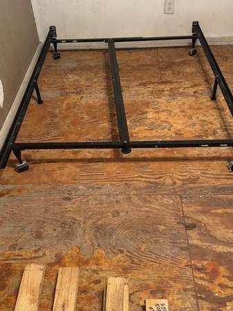 Full metal bed frame HD - $40 (Vancleave)63470971191169120